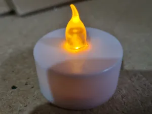 BATTERY OPERATED T LIGHT CANDLES