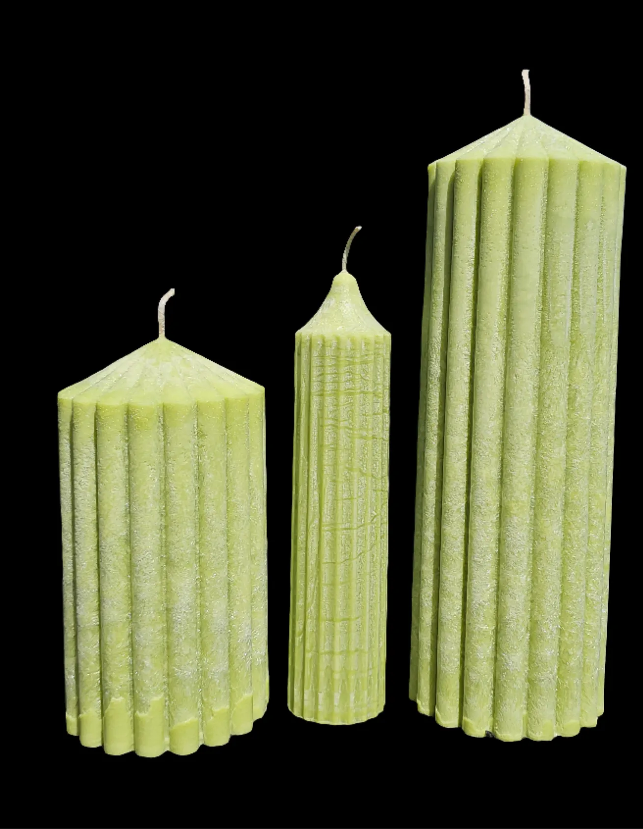 BEAUTIFUL SET OF MONTEGO BAY RIBBED CANDLES