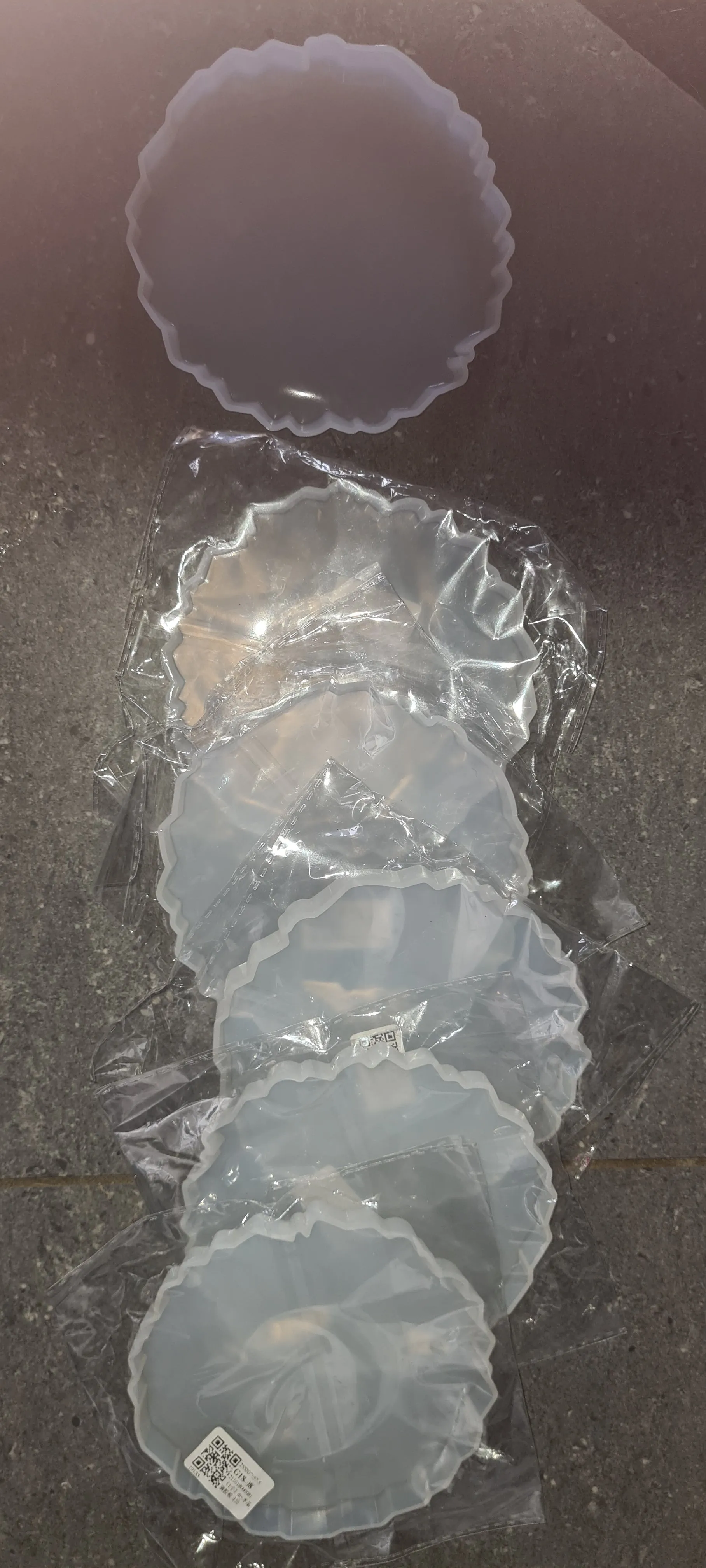 BRAND NEW/USED SILICONE MOLD DE-STASH