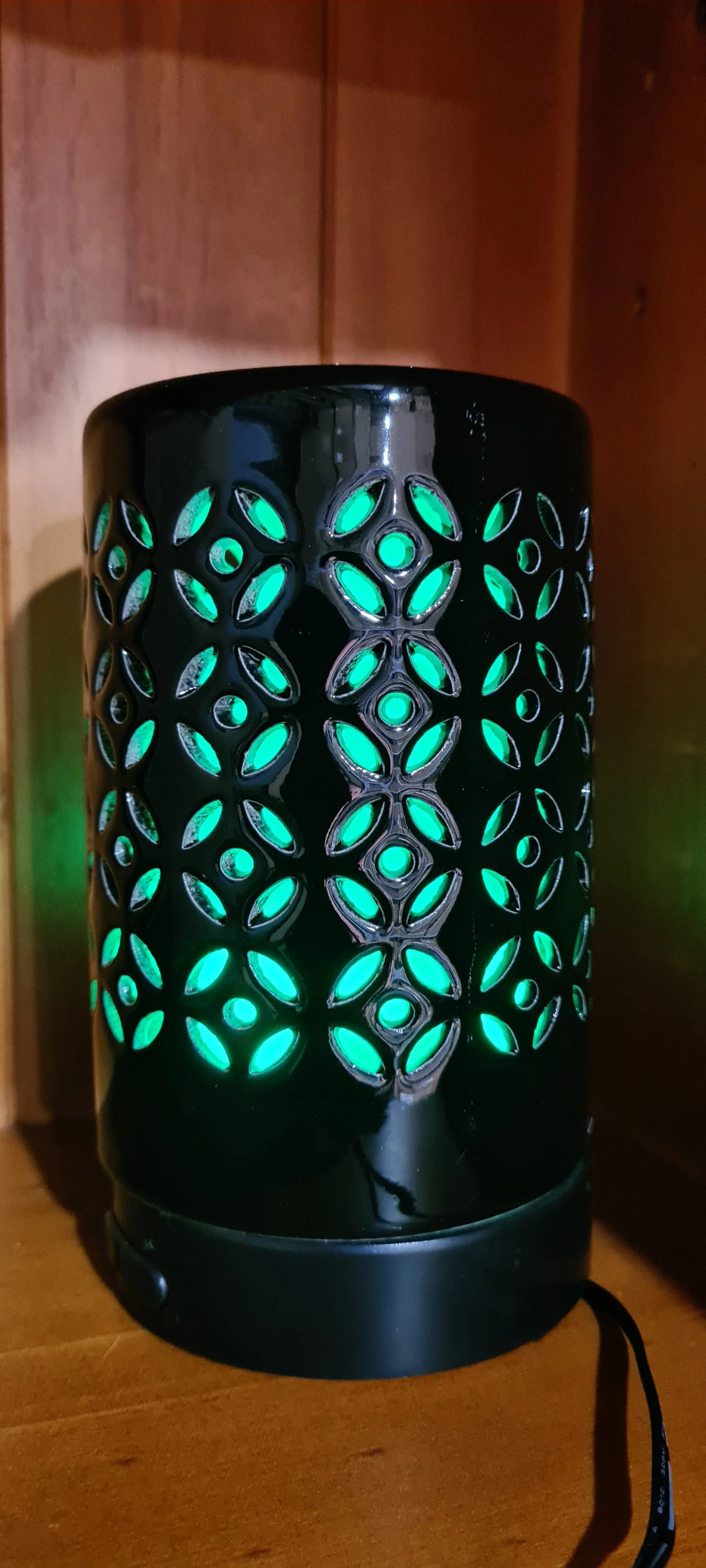 CERAMIC COLOUR CHANGING DIFFUSERS