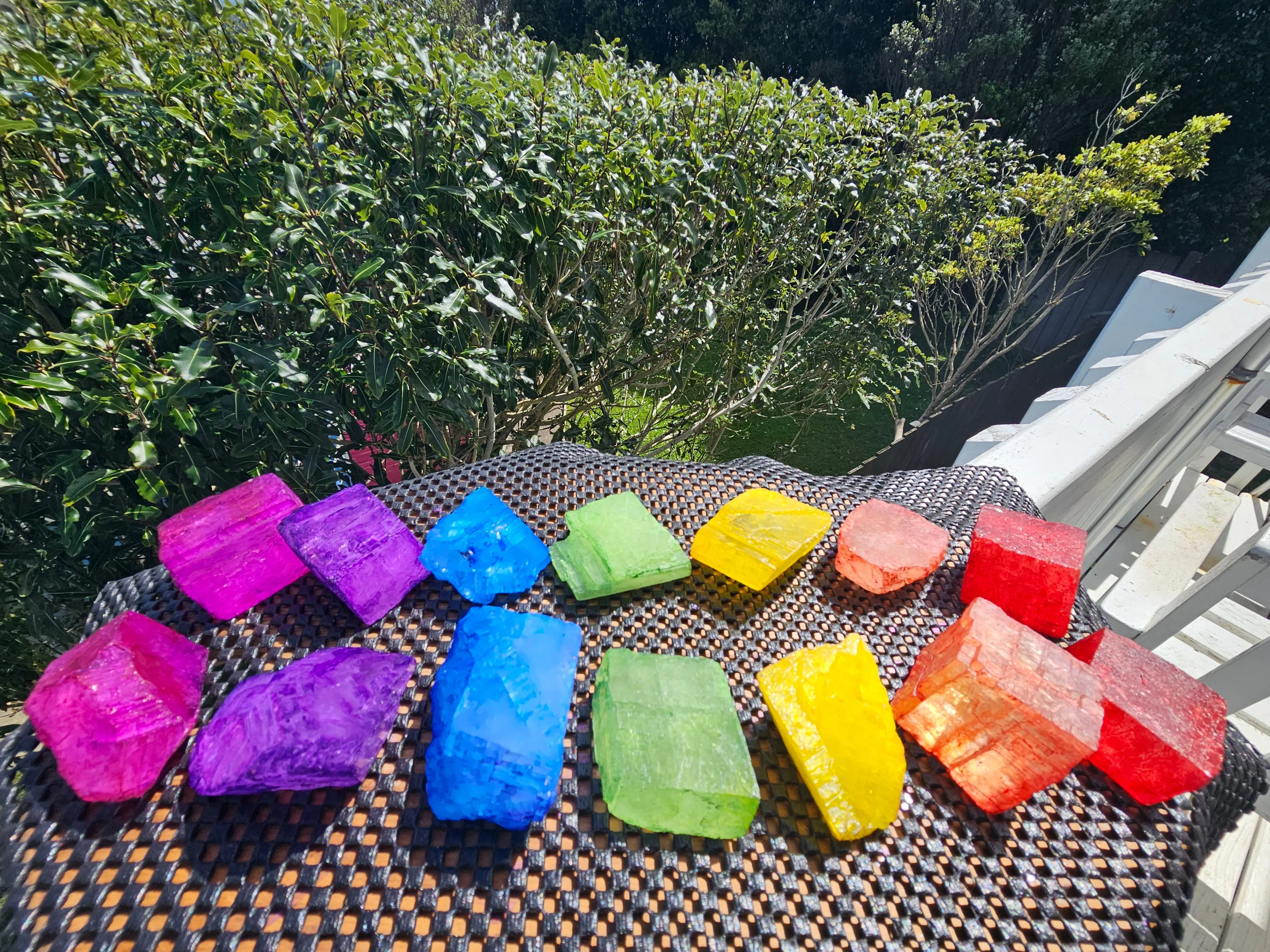 CHAKRA COLOURED CRYSTAL SETS-clear quartz
