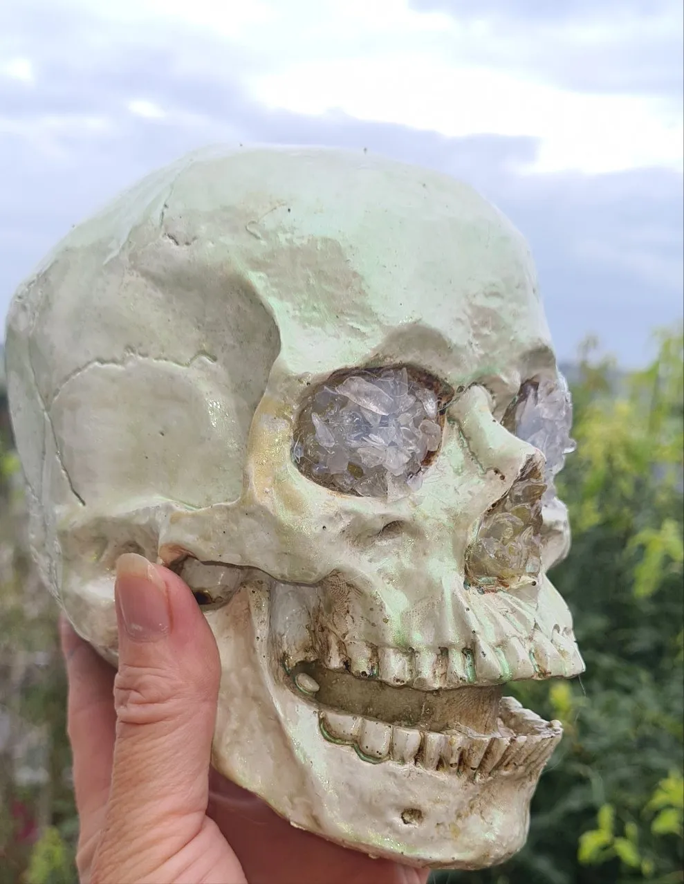 CLEAR QUARTZ COLOUR CHANGING SKULL LAMP -made by me