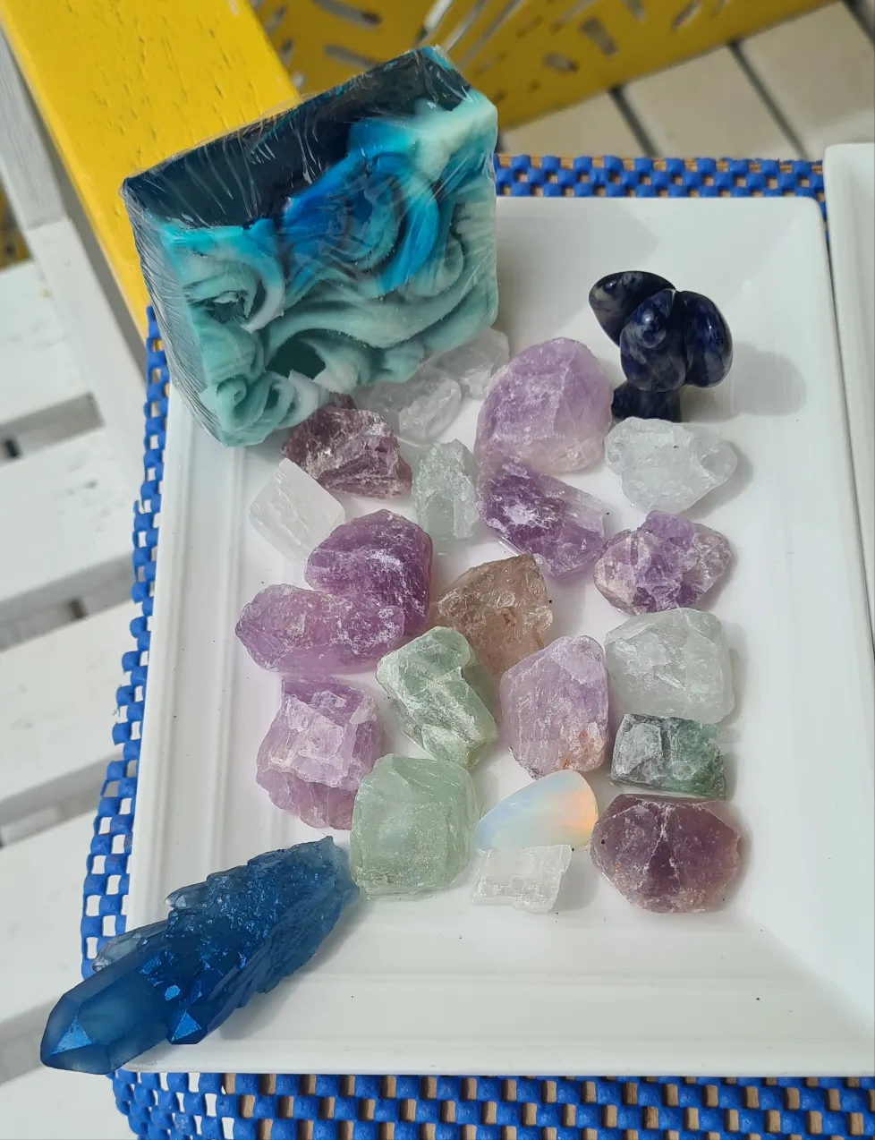 CRYSTAL SOAP DISHES