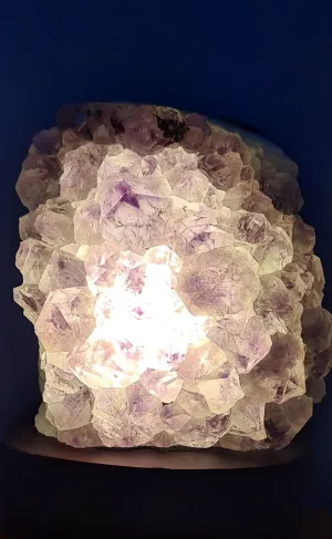 DRUZE AMETHYST CRYSTAL LAMP