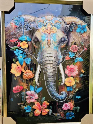 ELEPHANT WALL ART WITH DIAMANTES