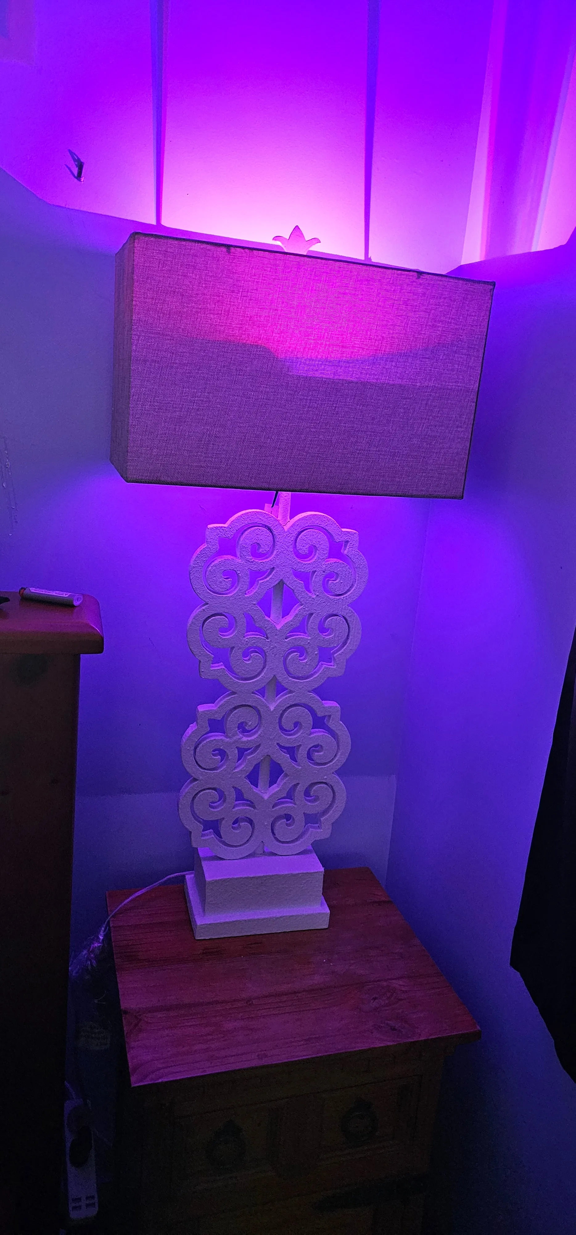 FLEMMING TABLE LAMP