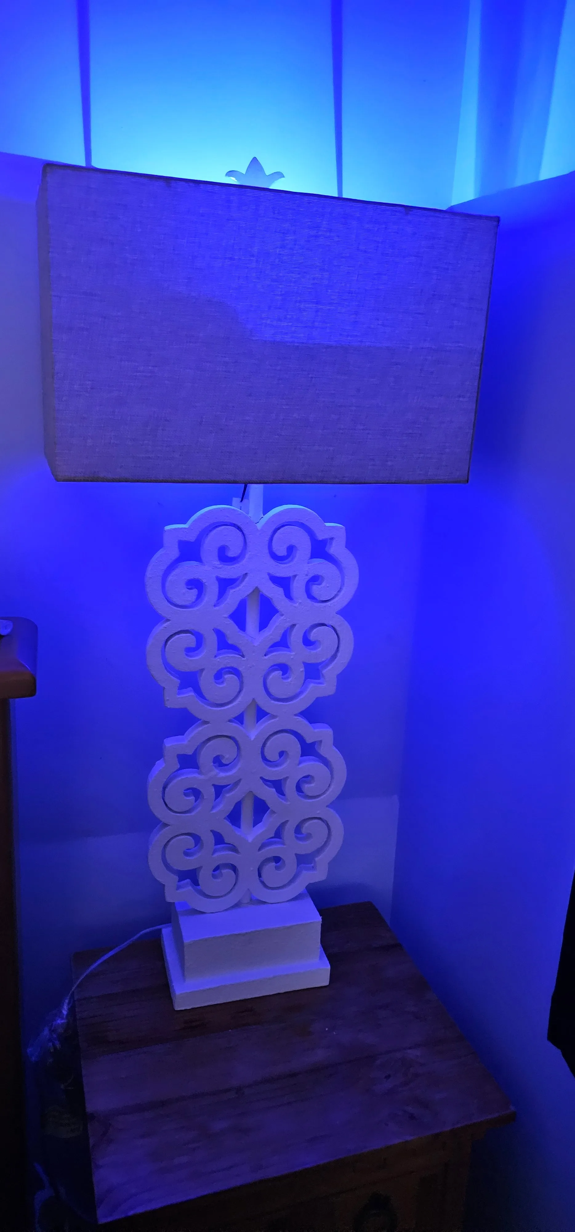 FLEMMING TABLE LAMP