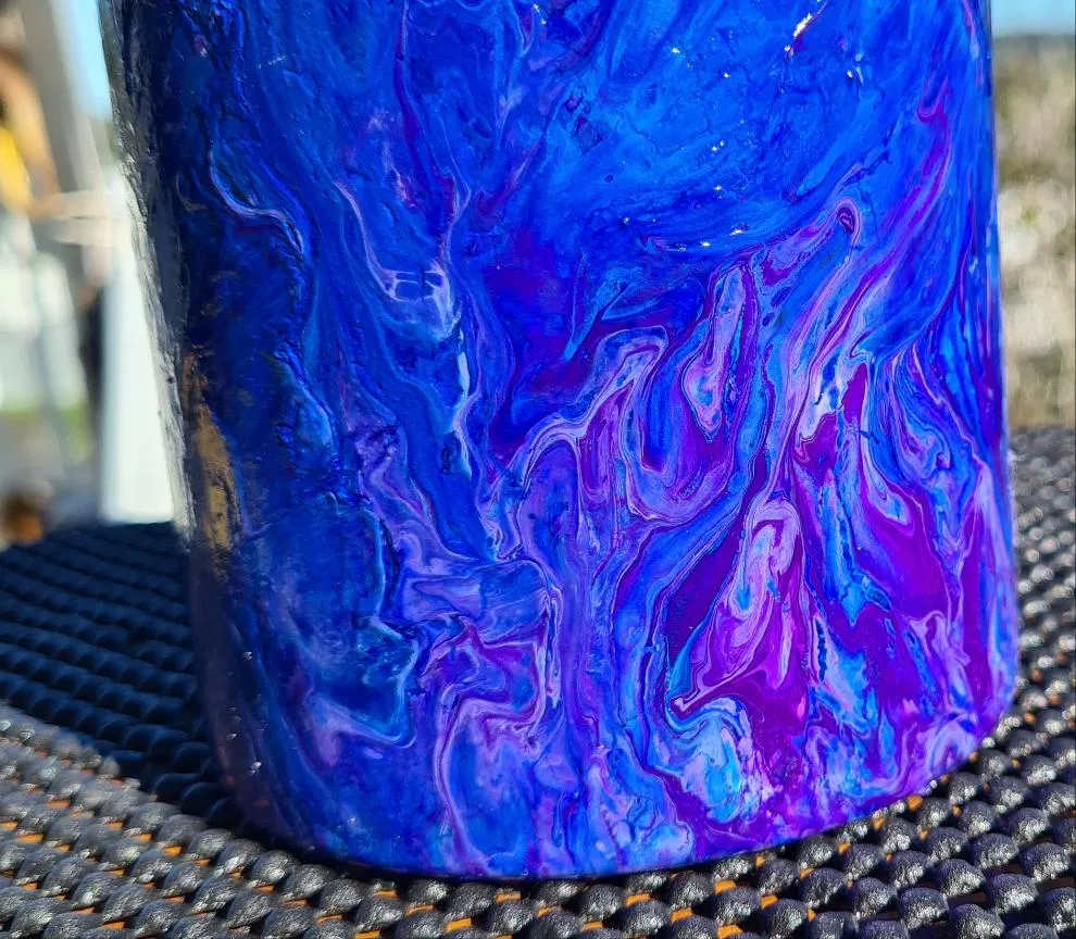 FLUID ART GLASS VASE