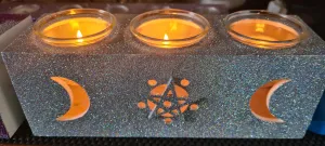 GLITTER TRIPLE MOON  T LIGHT CANDLE HOLDER