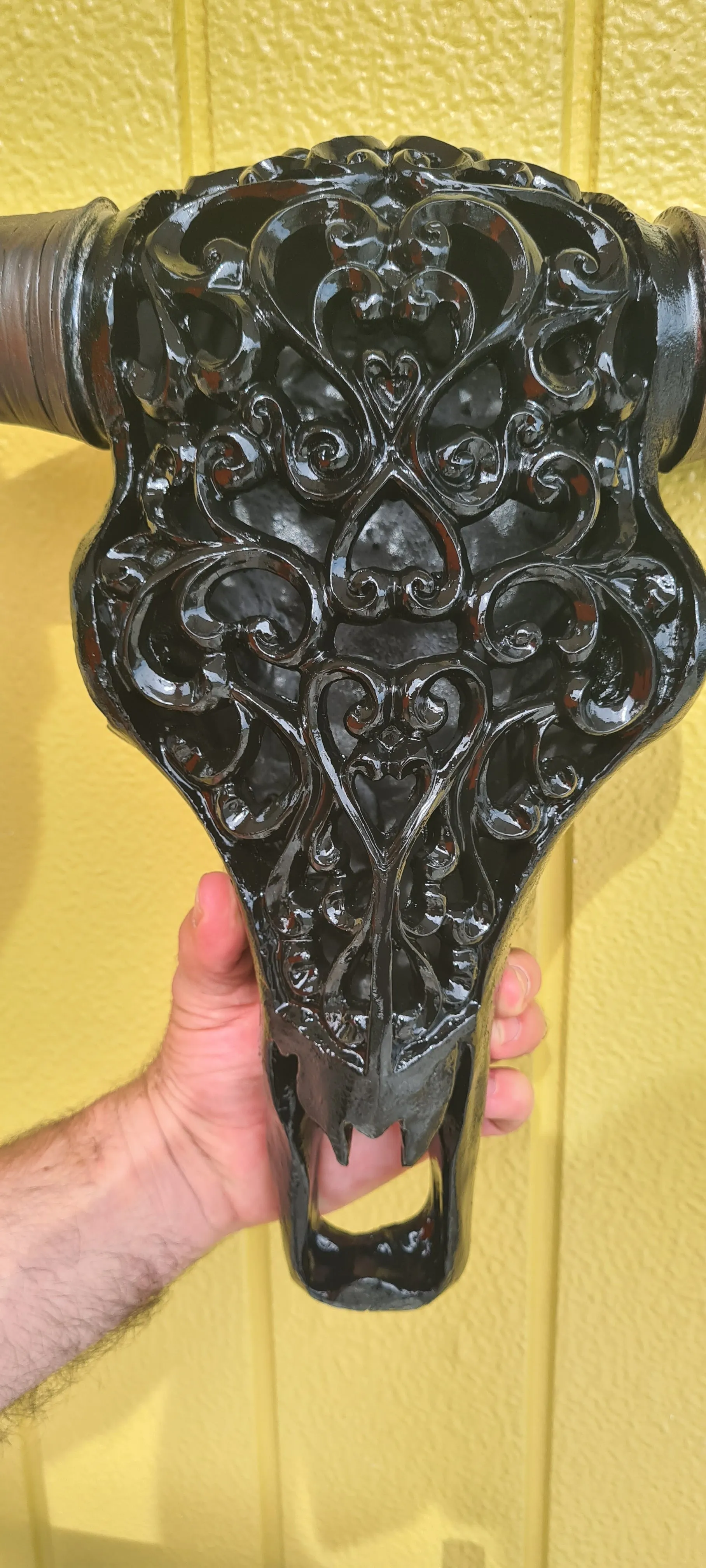 GLOSS BLACK LARGE  CARVED BULL HEAD(painted by me)