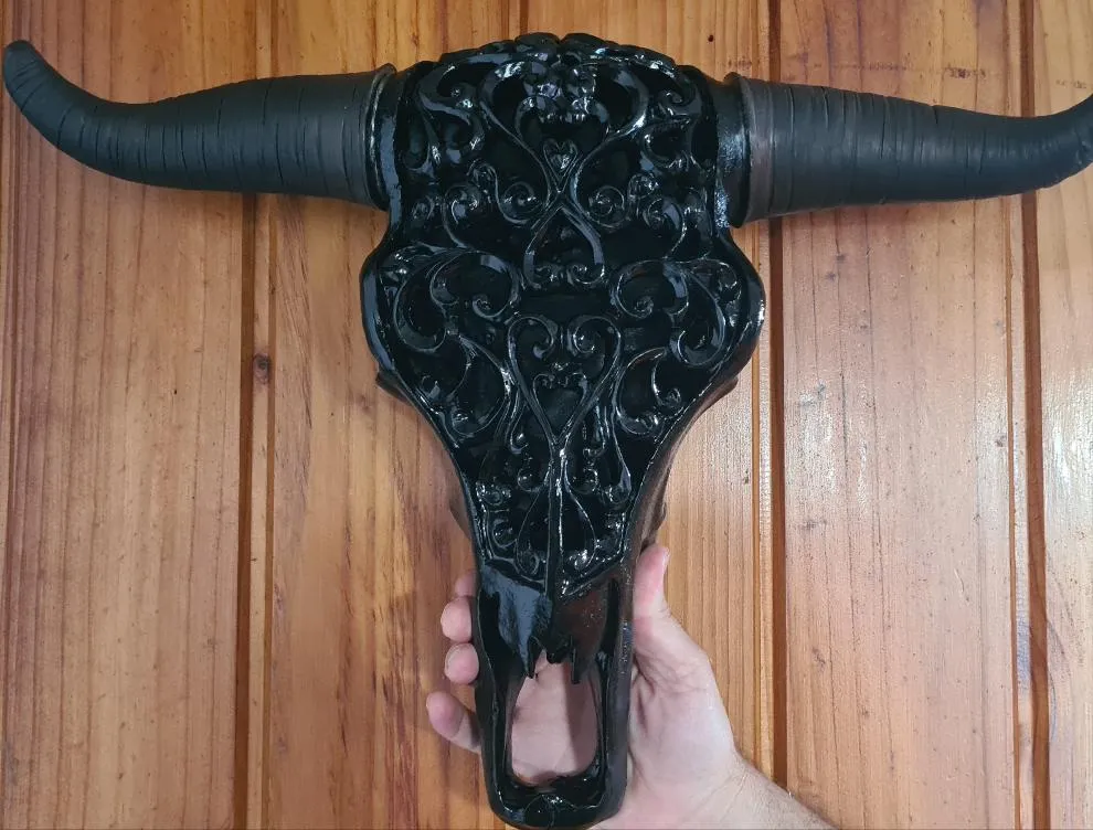 GLOSS BLACK LARGE  CARVED BULL HEAD(painted by me)