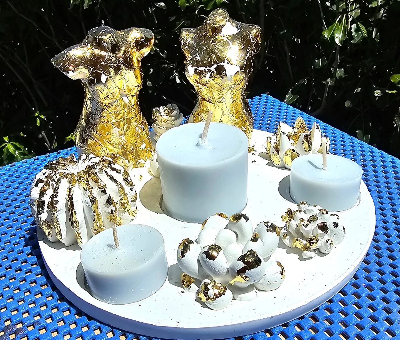 GOLD TORSO/SUCCULANT CANDLE HOLDER