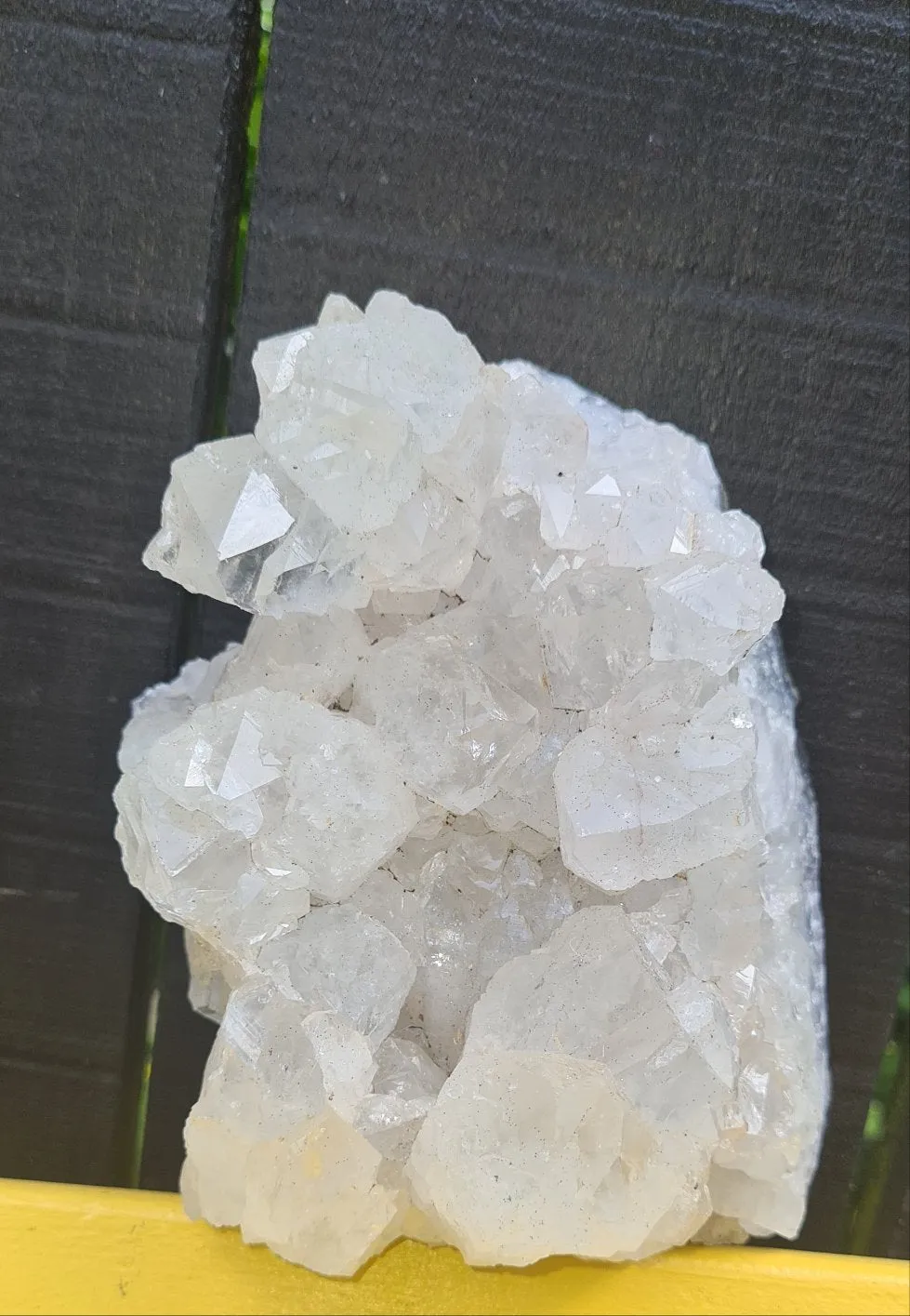 GREEN AMETHYST CUT BASE