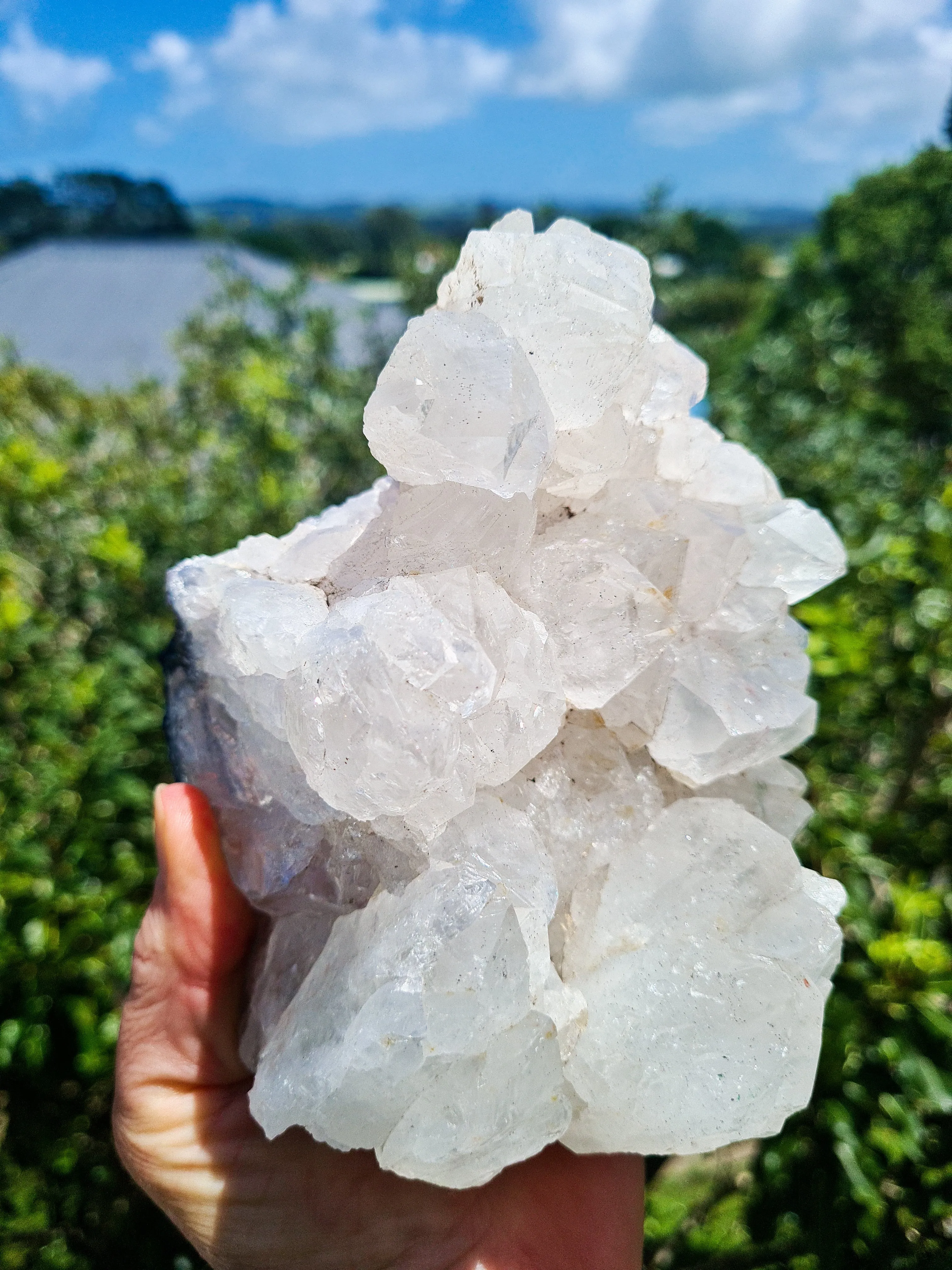 GREEN AMETHYST CUT BASE