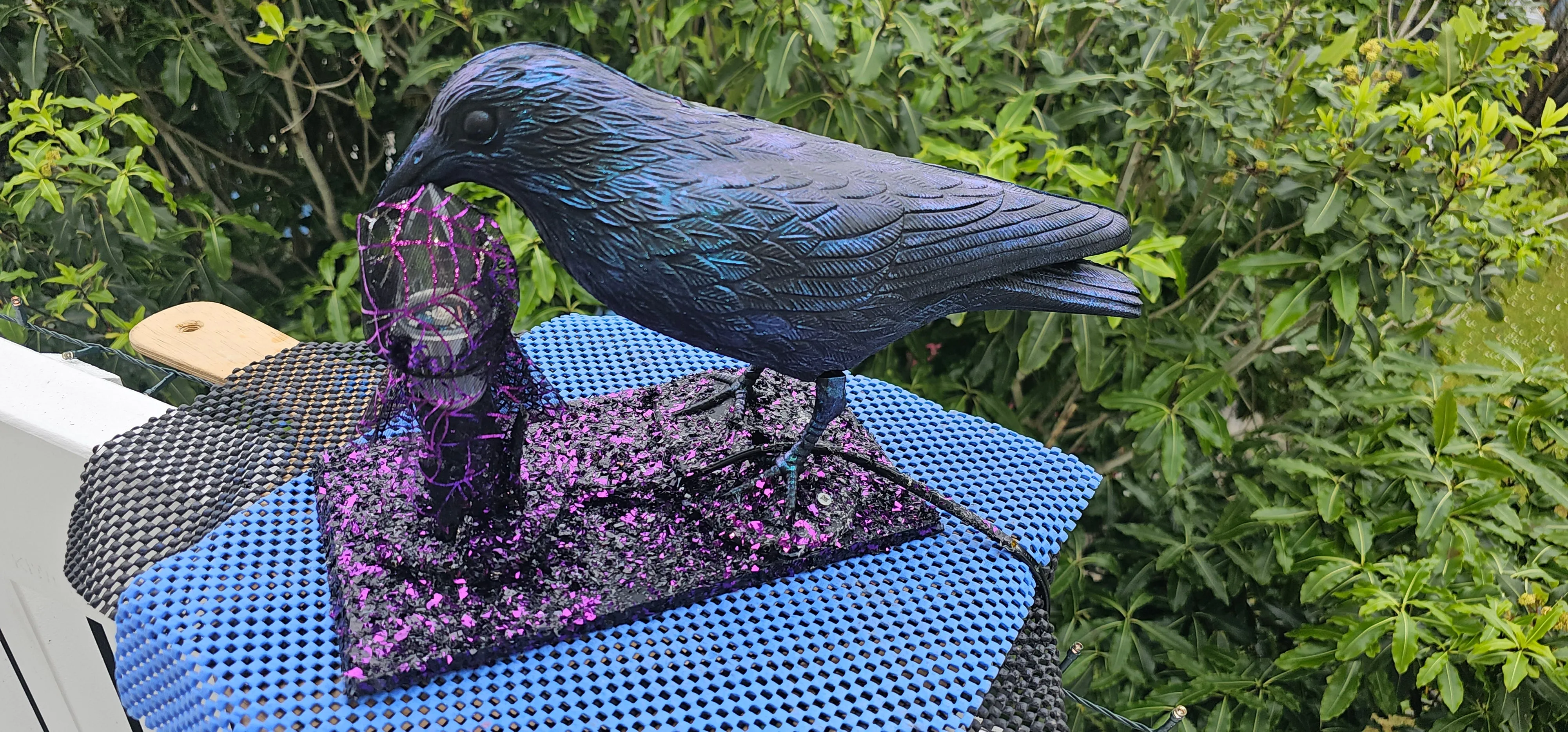 HANDMADE BLACK CROW LAMP