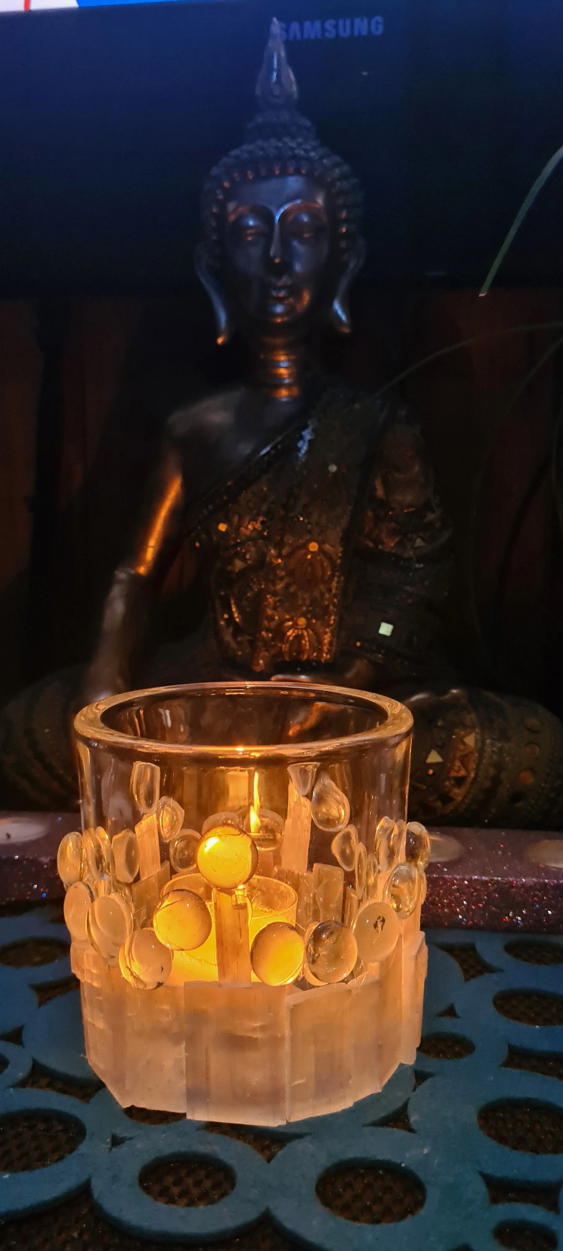 HANDMADE CANDLE HOLDER-selenite