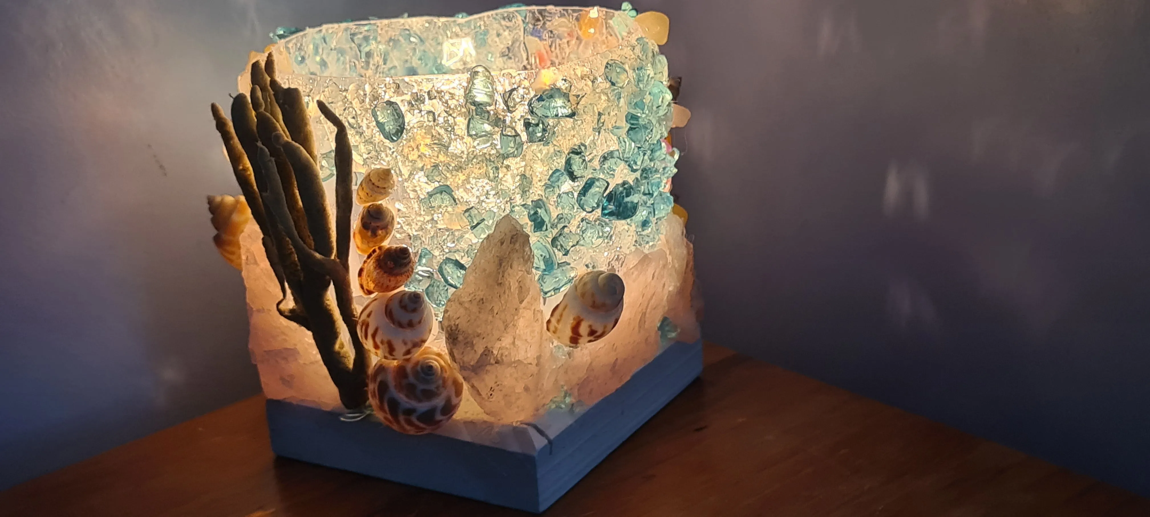 HANDMADE ROSE QUARTZ BEACHY LAMP