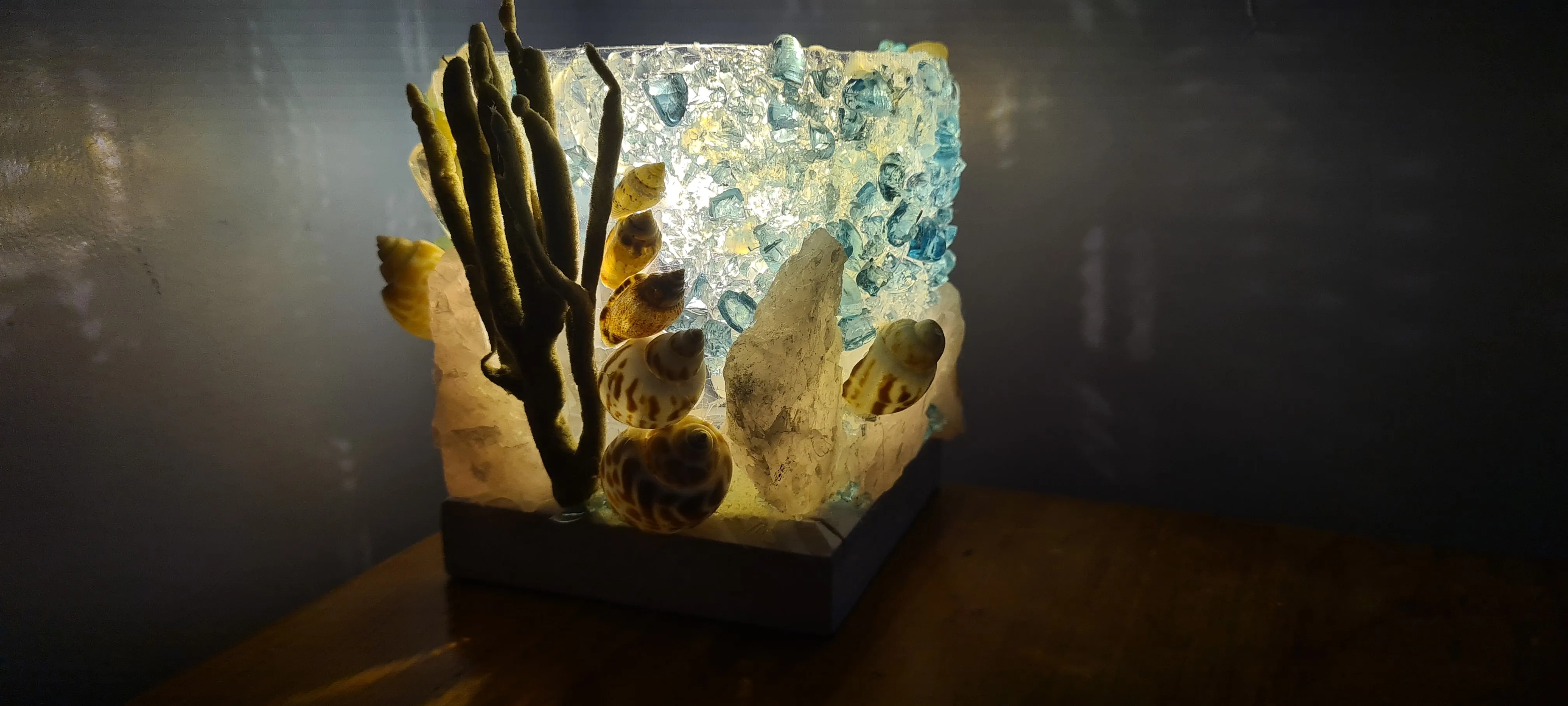HANDMADE ROSE QUARTZ BEACHY LAMP
