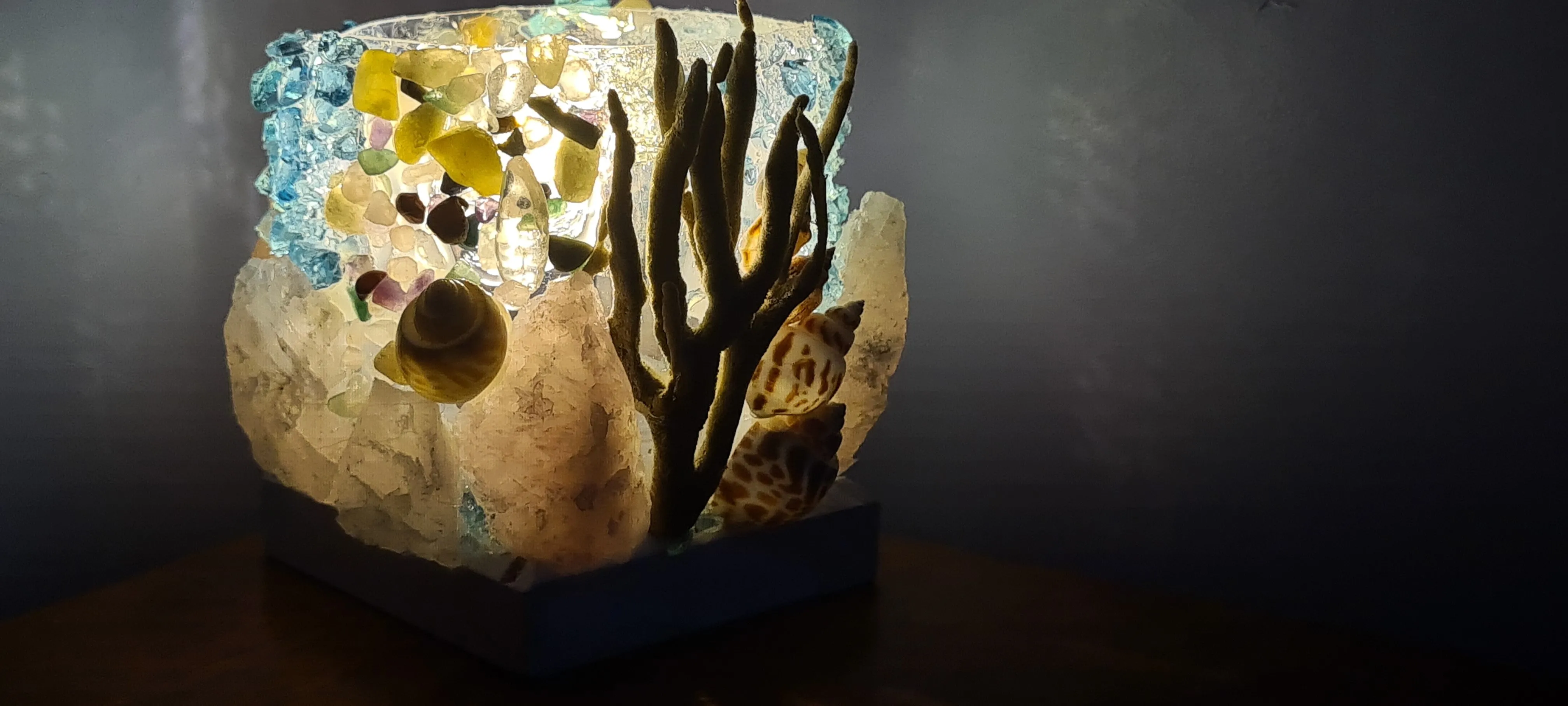 HANDMADE ROSE QUARTZ BEACHY LAMP