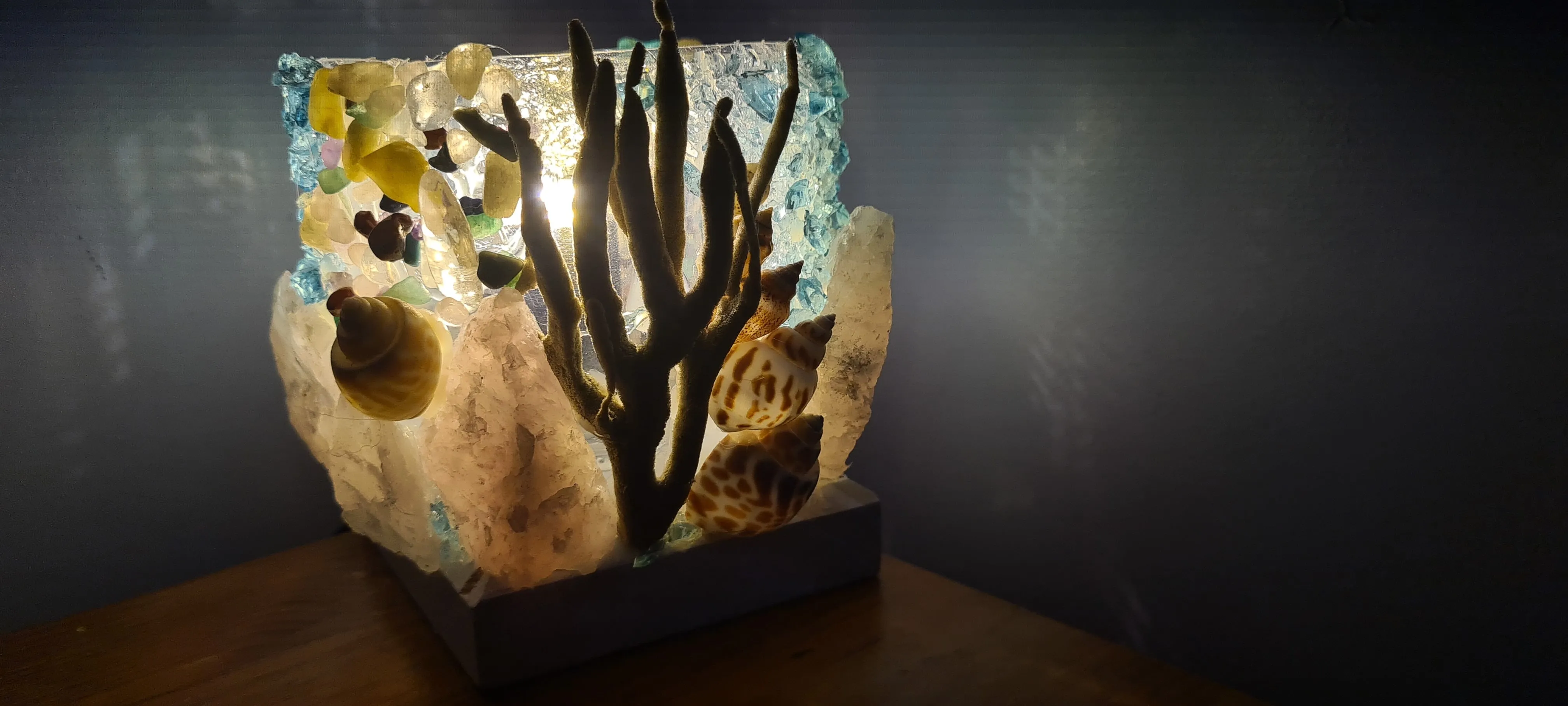 HANDMADE ROSE QUARTZ BEACHY LAMP