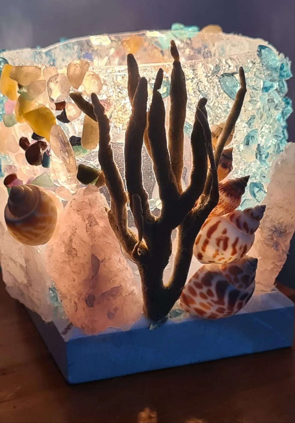 HANDMADE ROSE QUARTZ BEACHY LAMP