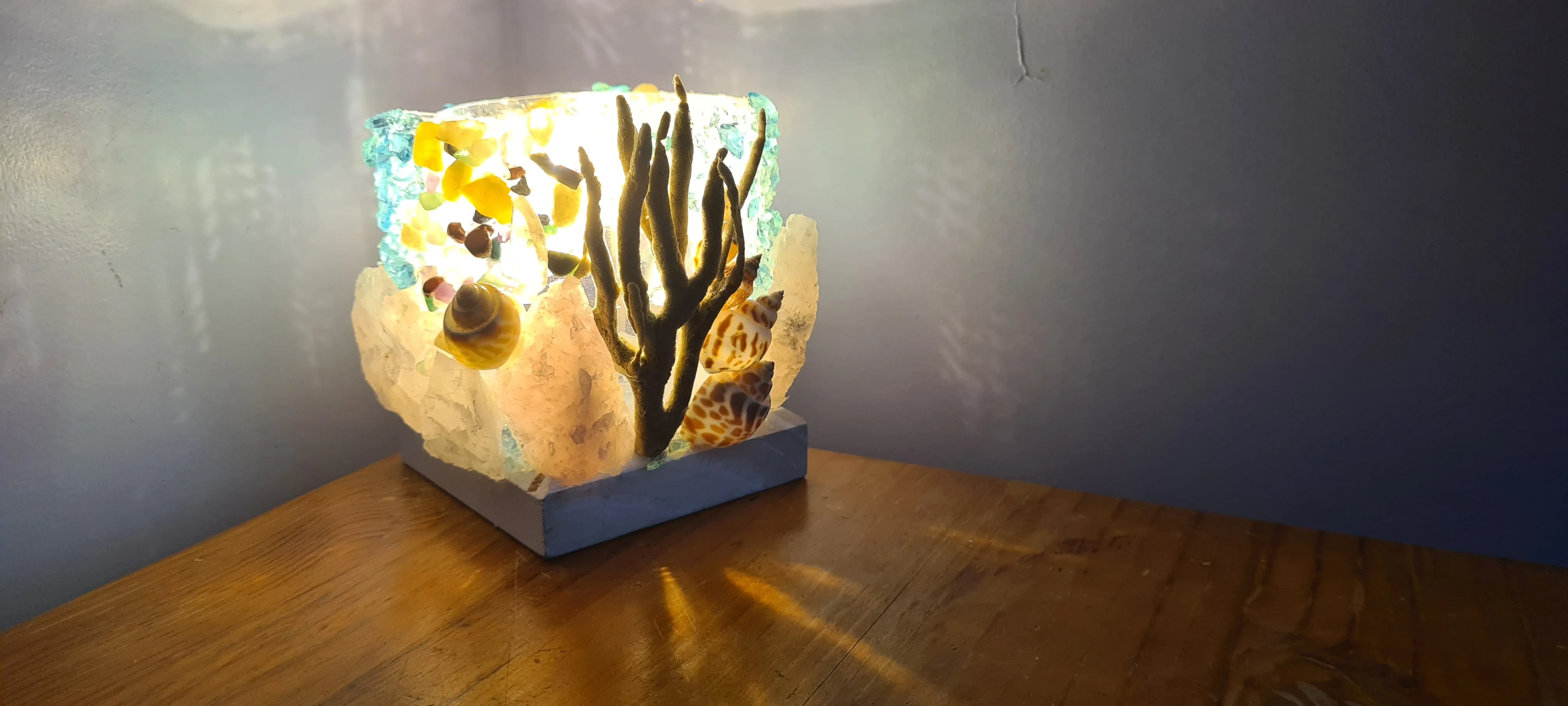 HANDMADE ROSE QUARTZ BEACHY LAMP