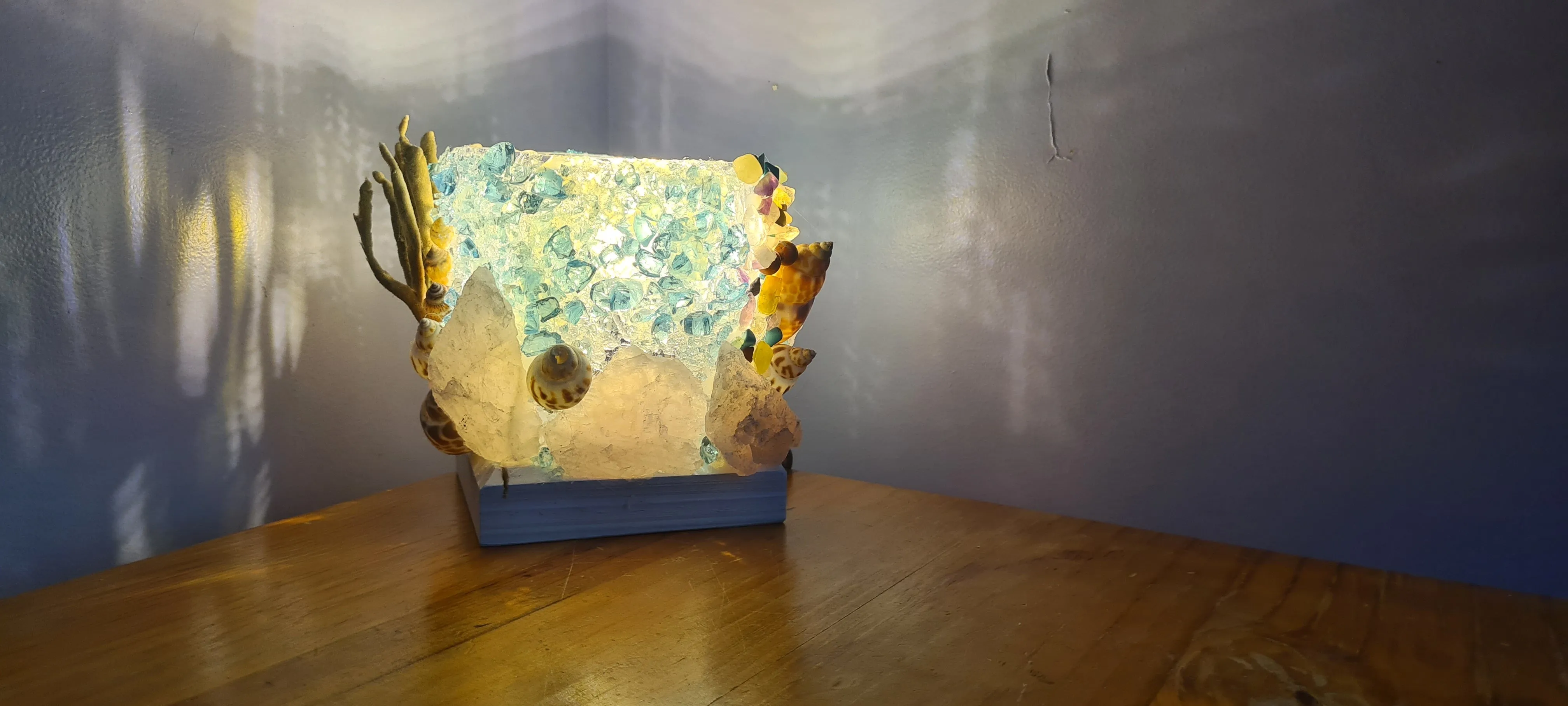 HANDMADE ROSE QUARTZ BEACHY LAMP