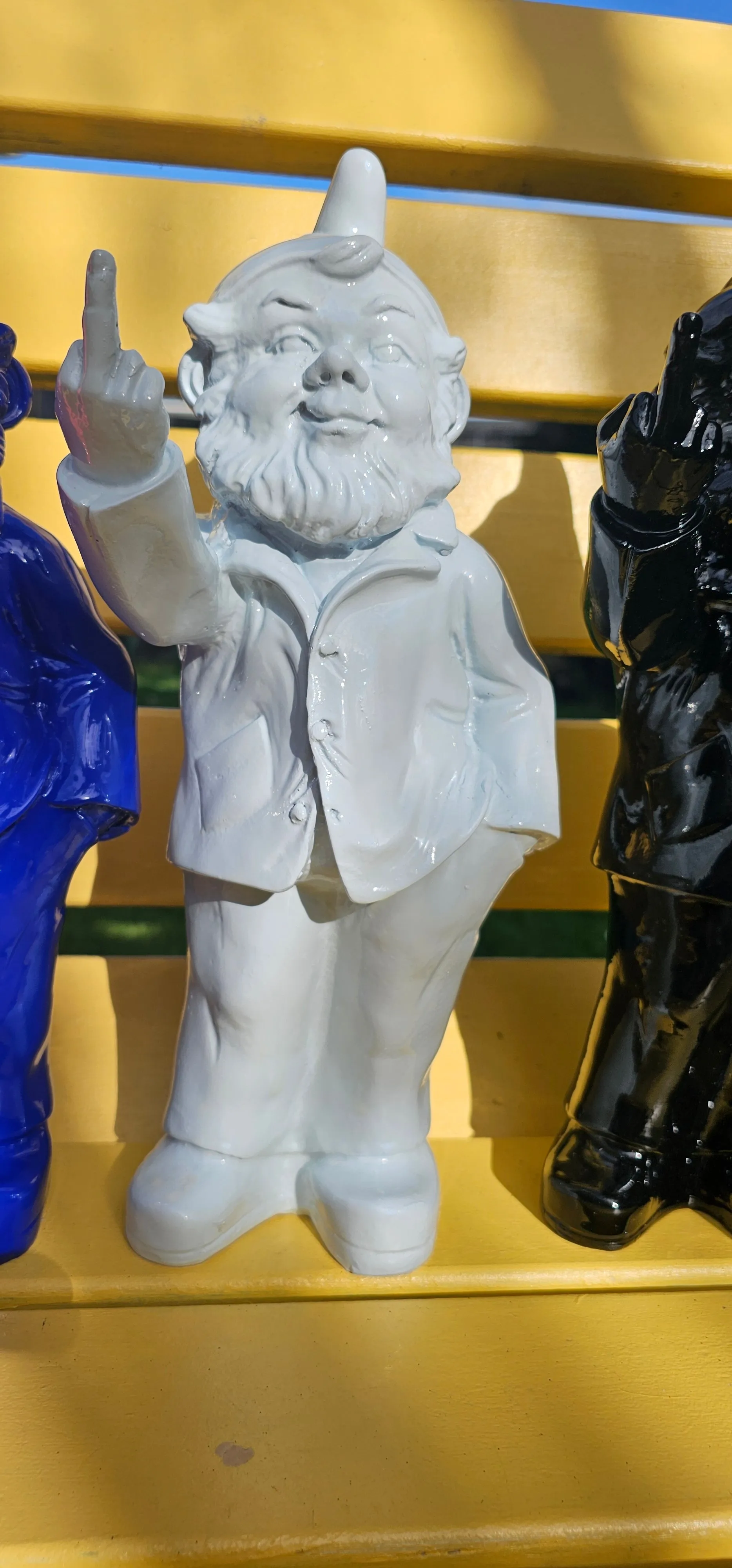 WHITE NAUGHTY GNOME