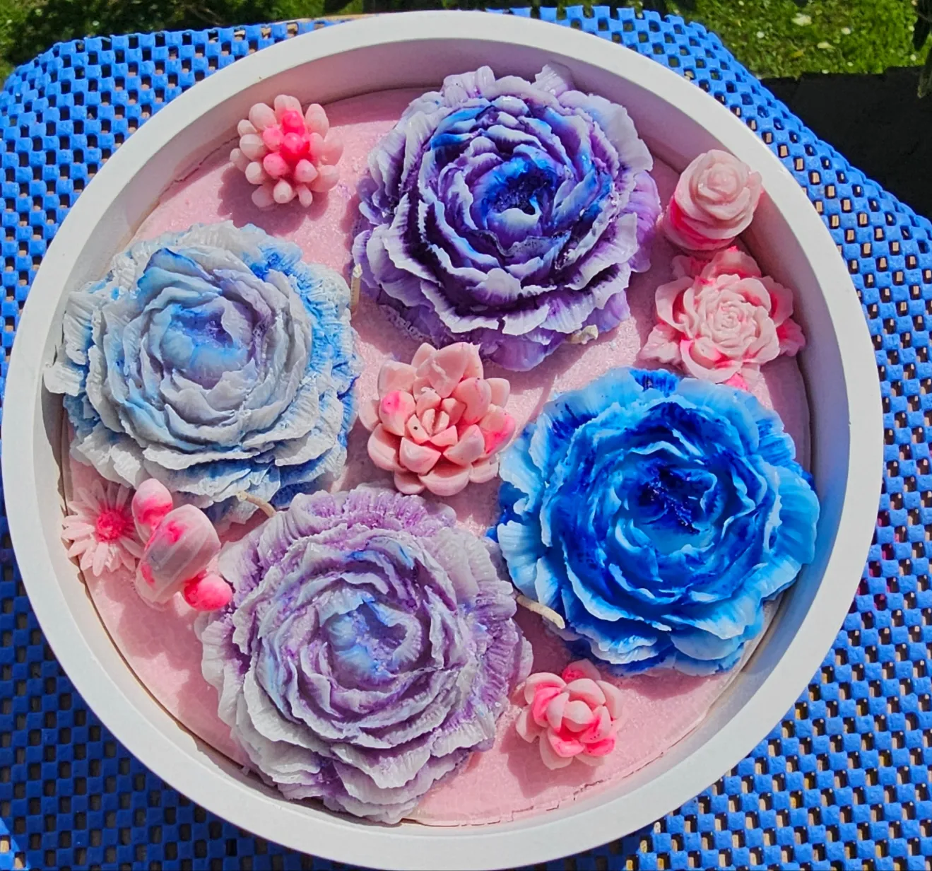 WILDBERRY MOUSSE HANDMADE CANDLE