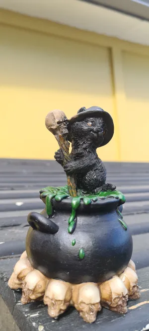 WITCH CAT IN CAULDRON